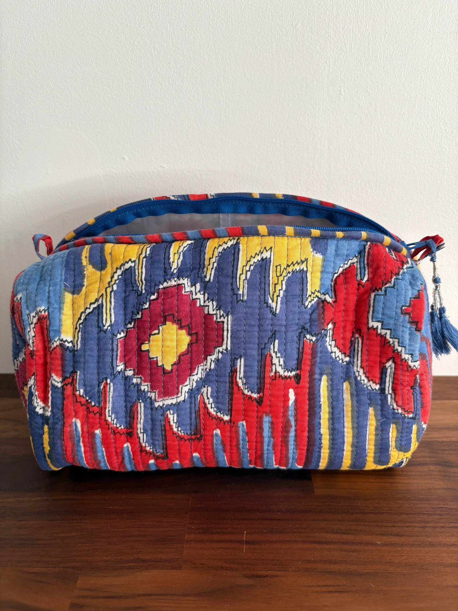 Trousse de toilette matelassée